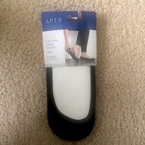 Apt. 9 Cotton Liner Socks.